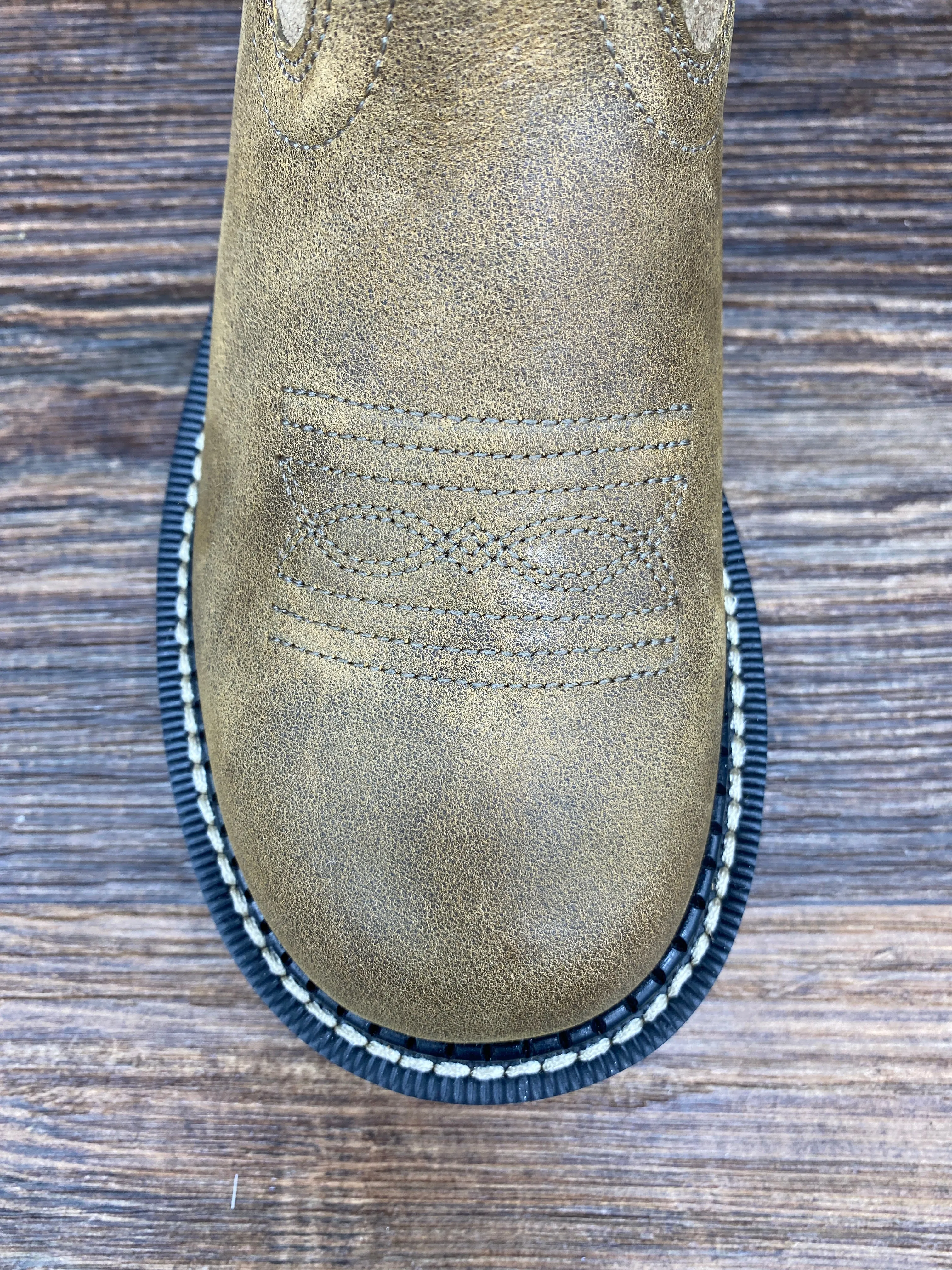 10000822 Women's Brown Bomber Fatbaby Western Boot by Ariat