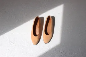 80s Robert Clergerie France Peach Suede Round Toe Ballet Flats ~ Euro 38