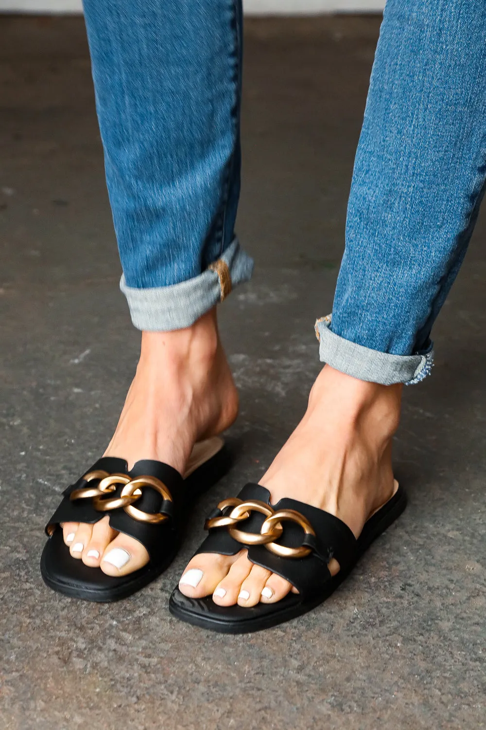 Black Chain Detail Notched Slide Sandals