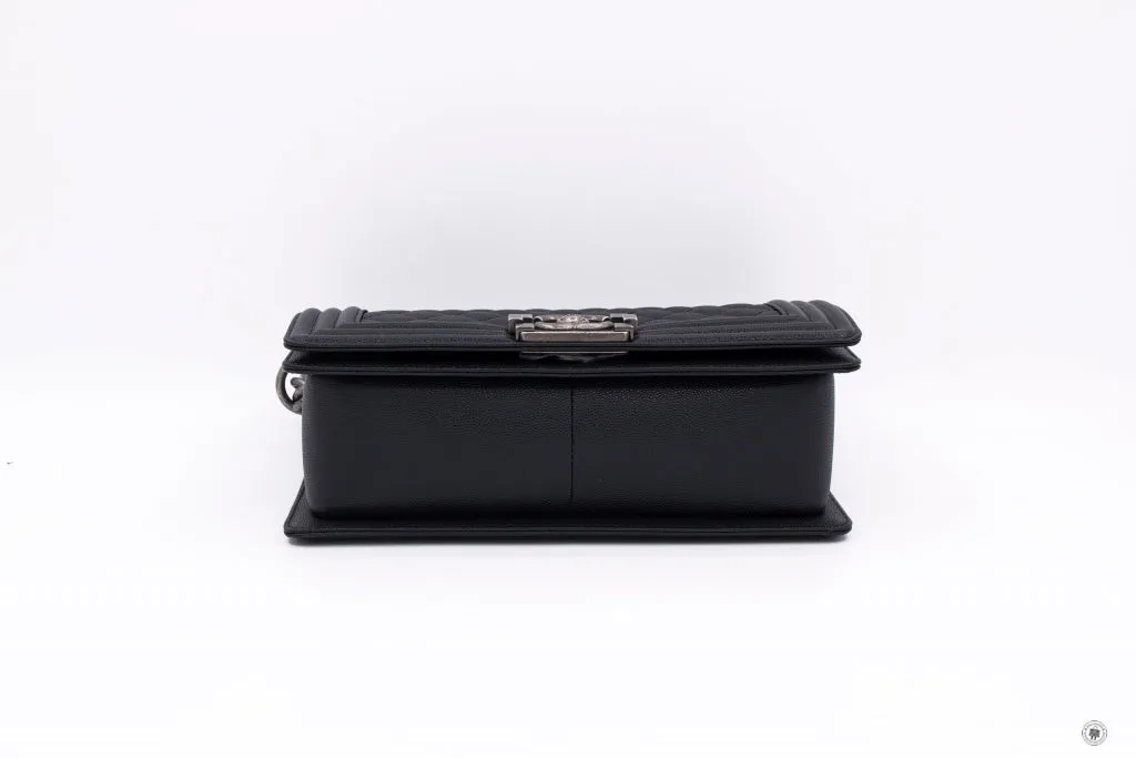 Chanel A67086 Y83338 Boy Black   94305 Caviar Medium Shoulder Bags Sbhw