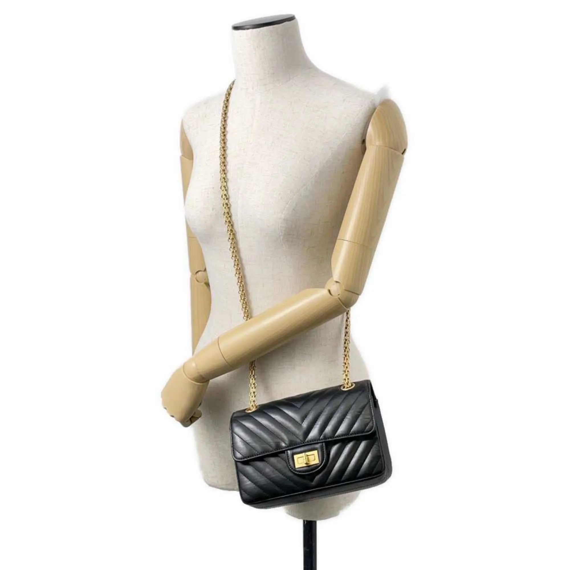 Chanel Chain Shoulder Bag 2.55 Chevron V-Stitch Calfskin CHANEL 2way Single Flap Black