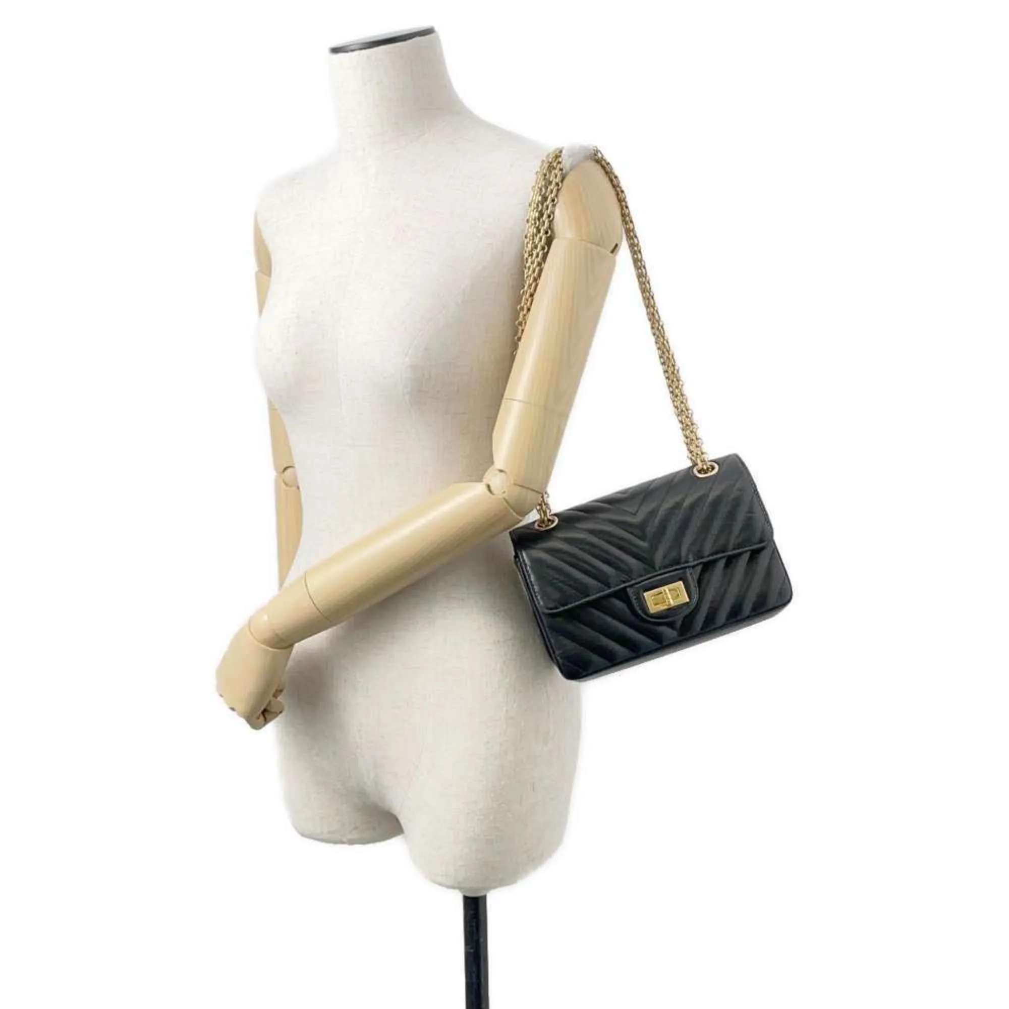 Chanel Chain Shoulder Bag 2.55 Chevron V-Stitch Calfskin CHANEL 2way Single Flap Black