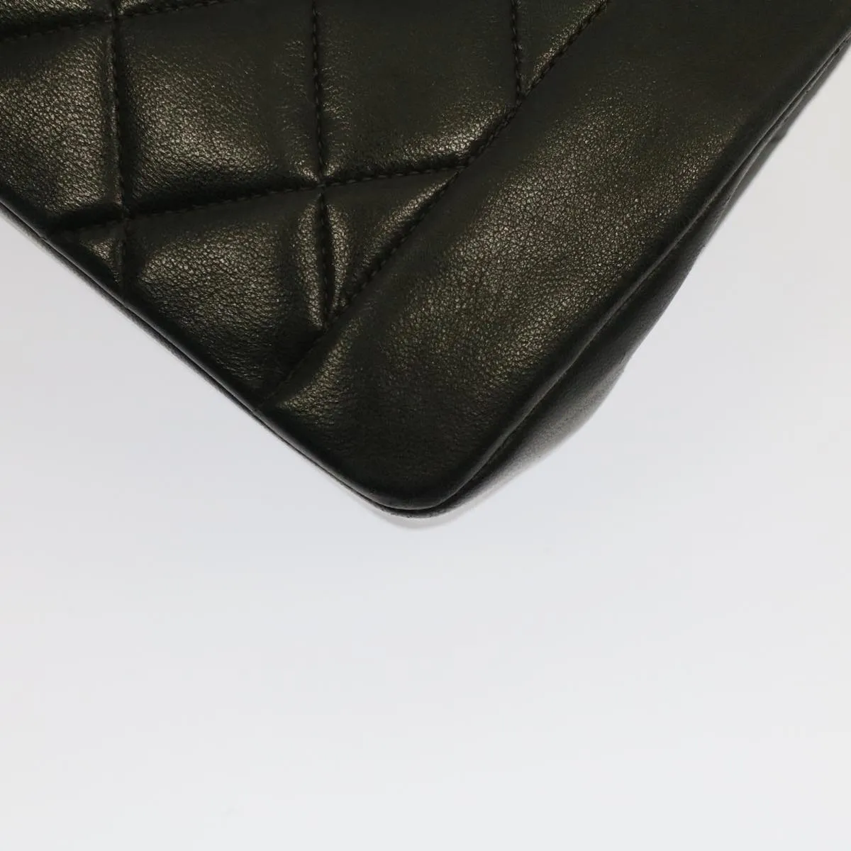 CHANEL Diana Matelasse Turn Lock Shoulder Bag Lamb Skin Black CC Auth 51272A