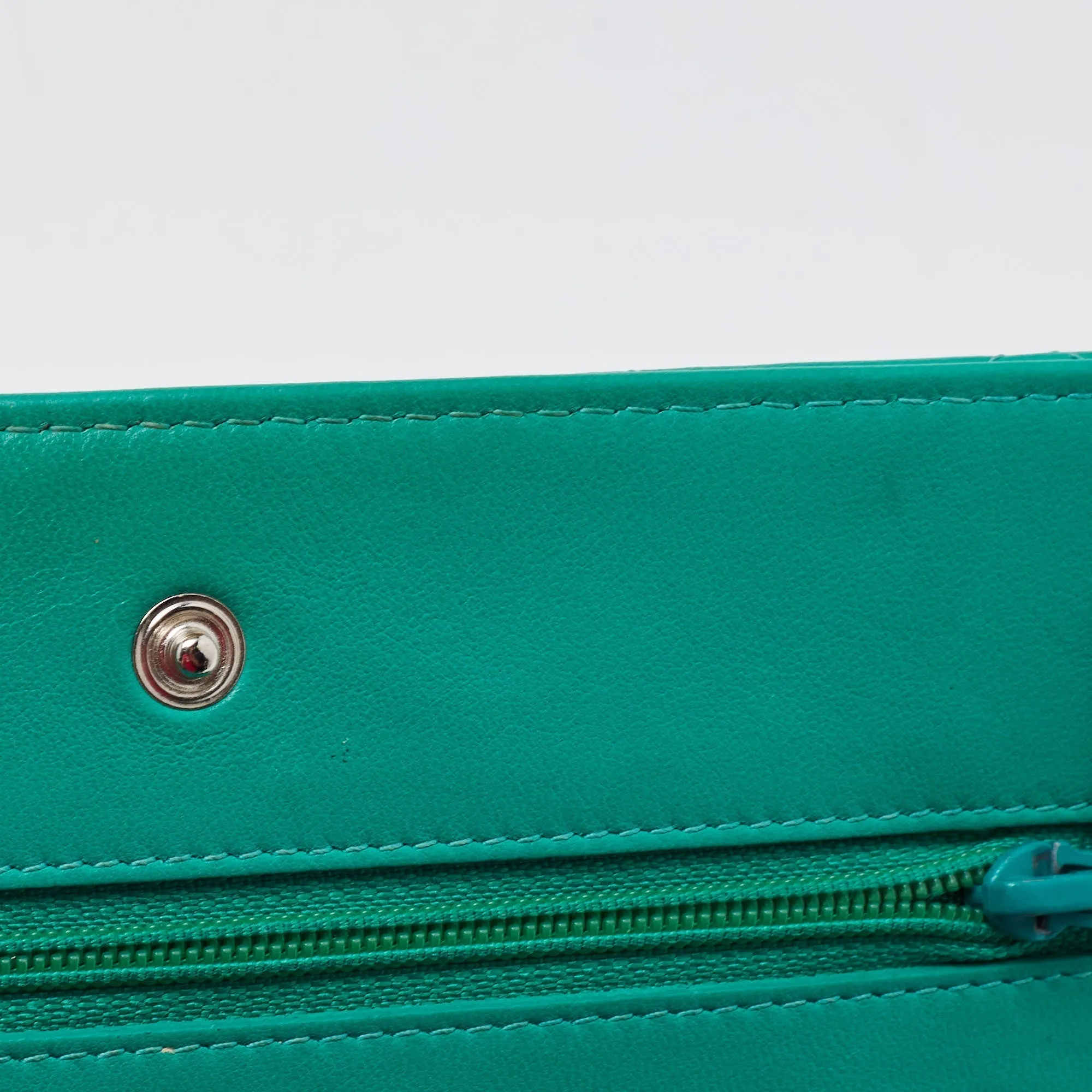 CHANEL Green Leather CC Wallet On Chain