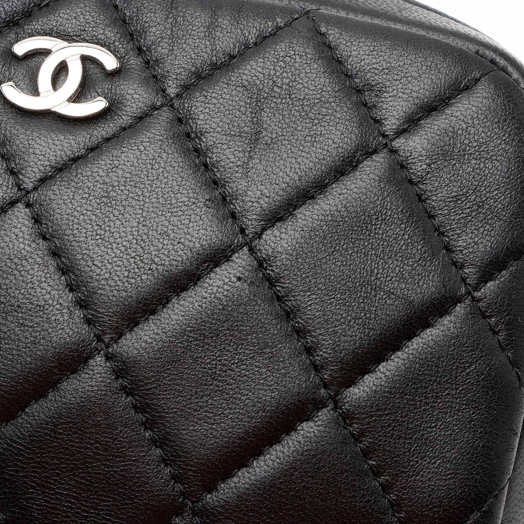 Chanel Lambskin Curvy Small Cosmetic Pouch (SHF-bKQqBi)