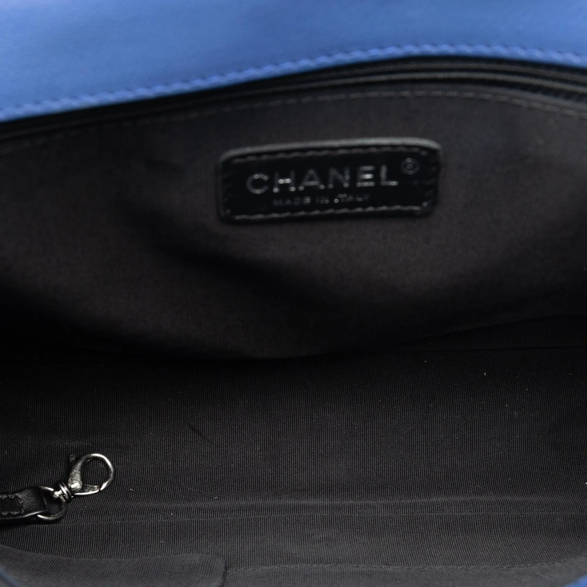 Chanel Large Lambskin Boy Flap (SHG-u6C00y)