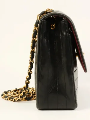 CHANEL Mademoiselle Stitch Circle Turn-Lock Chain Bag Black