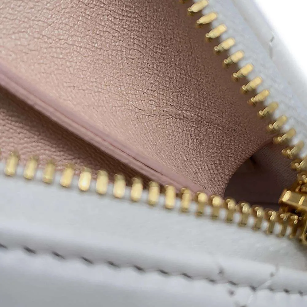 CHANEL Matelasse ChainClutch Shoulder Bag White AP3088 Lambskin