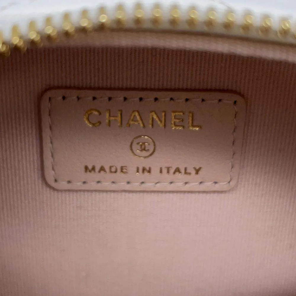 CHANEL Matelasse ChainClutch Shoulder Bag White AP3088 Lambskin