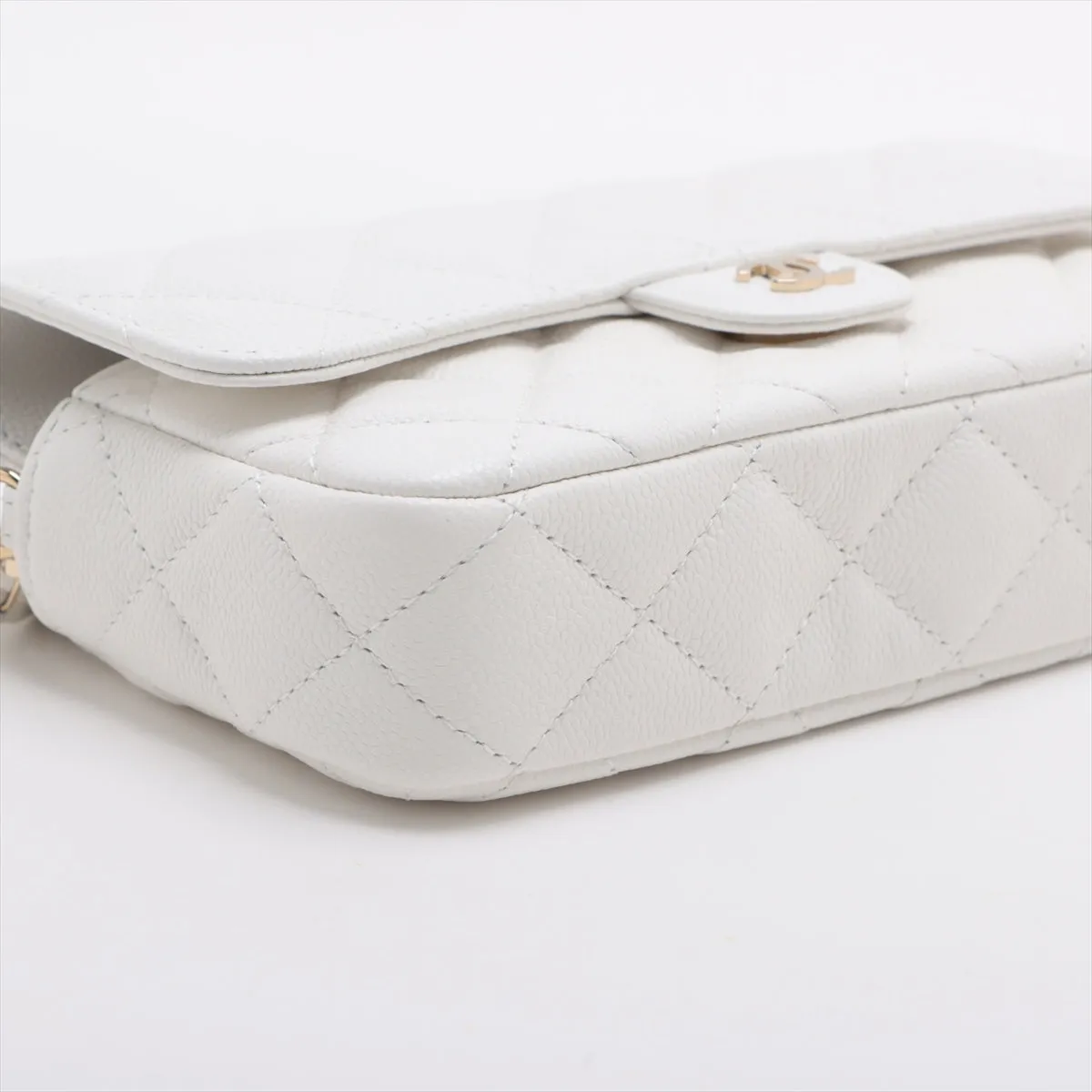 Chanel Matrasse Caviar S Chain Wallet Wallet White G  Random AP2096