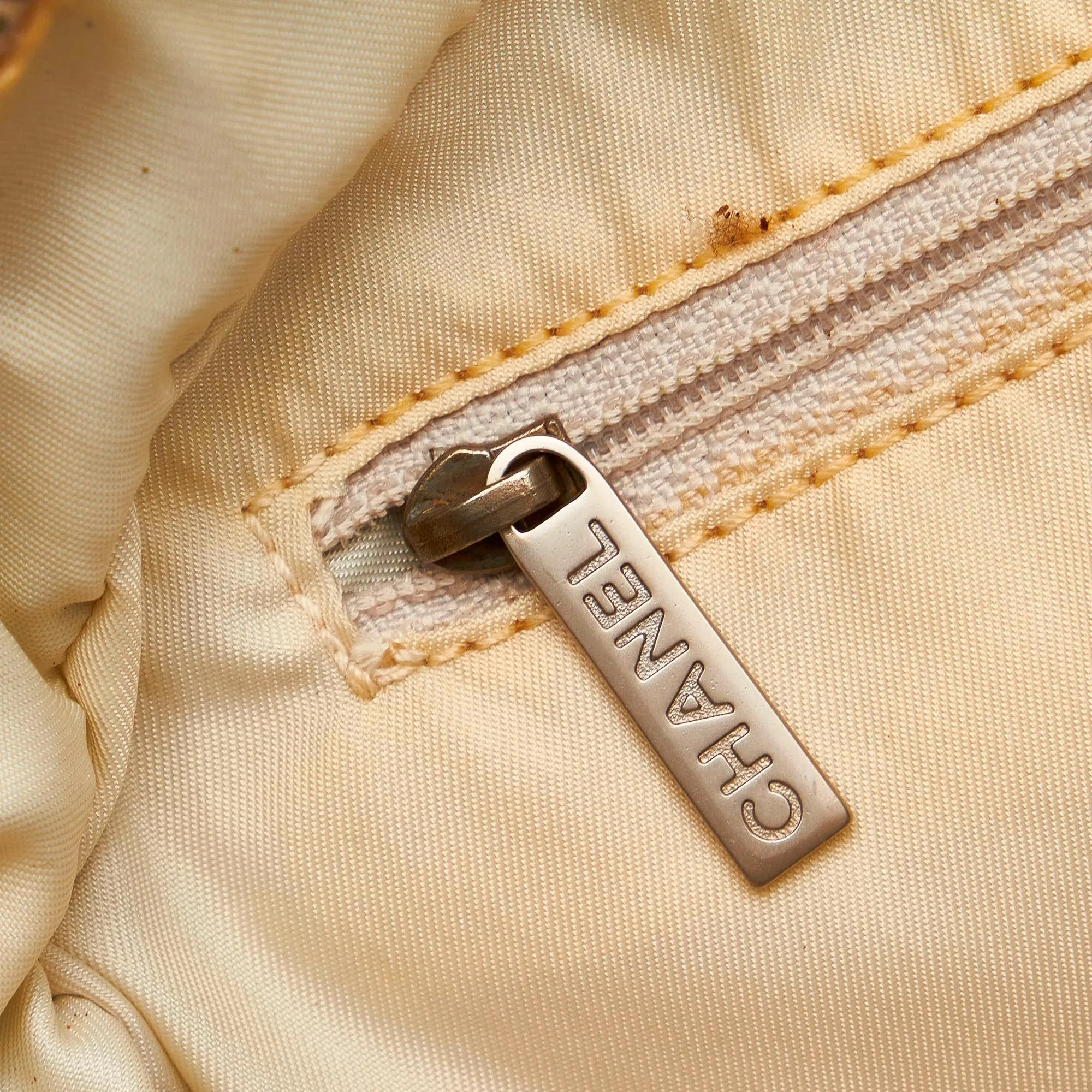 Chanel New Travel Line Nylon Handbag (SHG-32668)