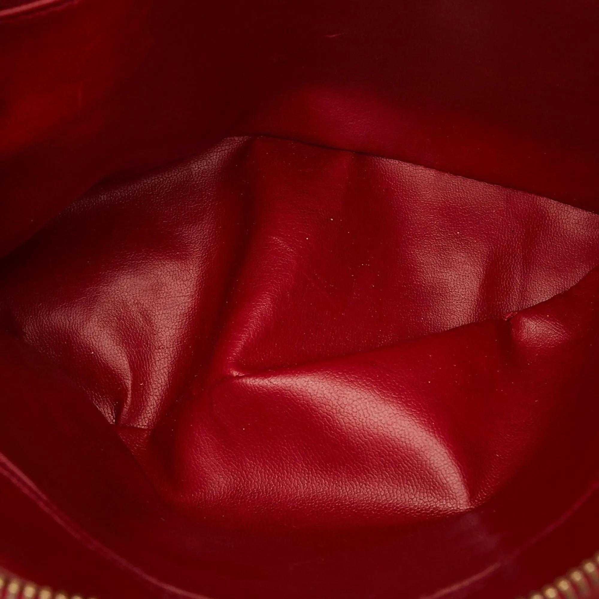 Chanel Quilted Lambskin Shoulder Bag (SHG-Qw6dWQ)
