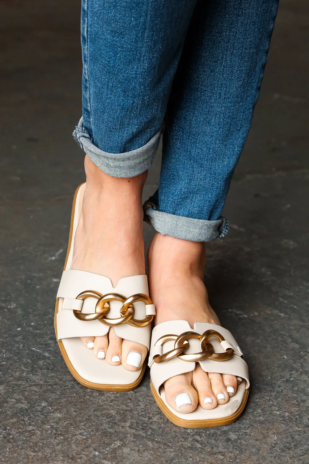 Cream Chain Detail Notched Slide Sandals