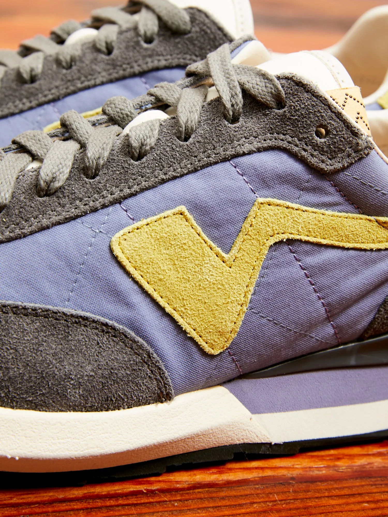 FKT Runner in Purple