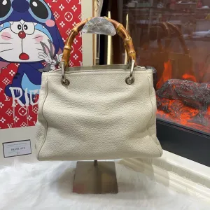 Gucci Bamboo Top Handle Bag in Cream Leather
