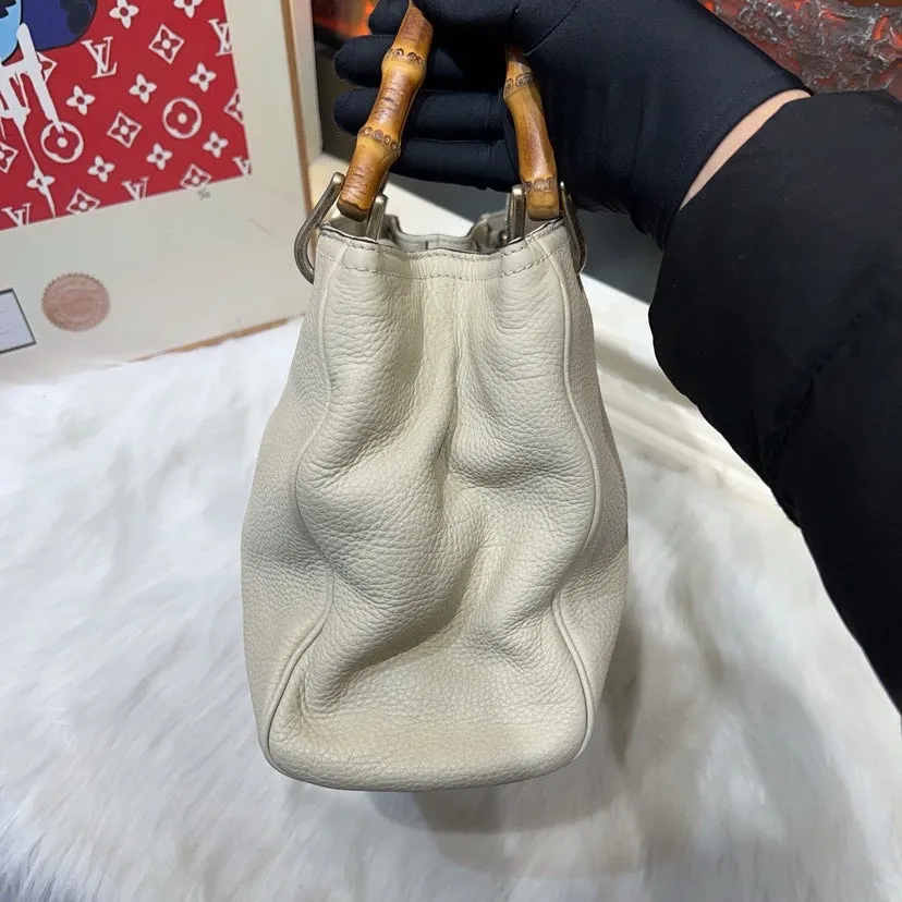 Gucci Bamboo Top Handle Bag in Cream Leather