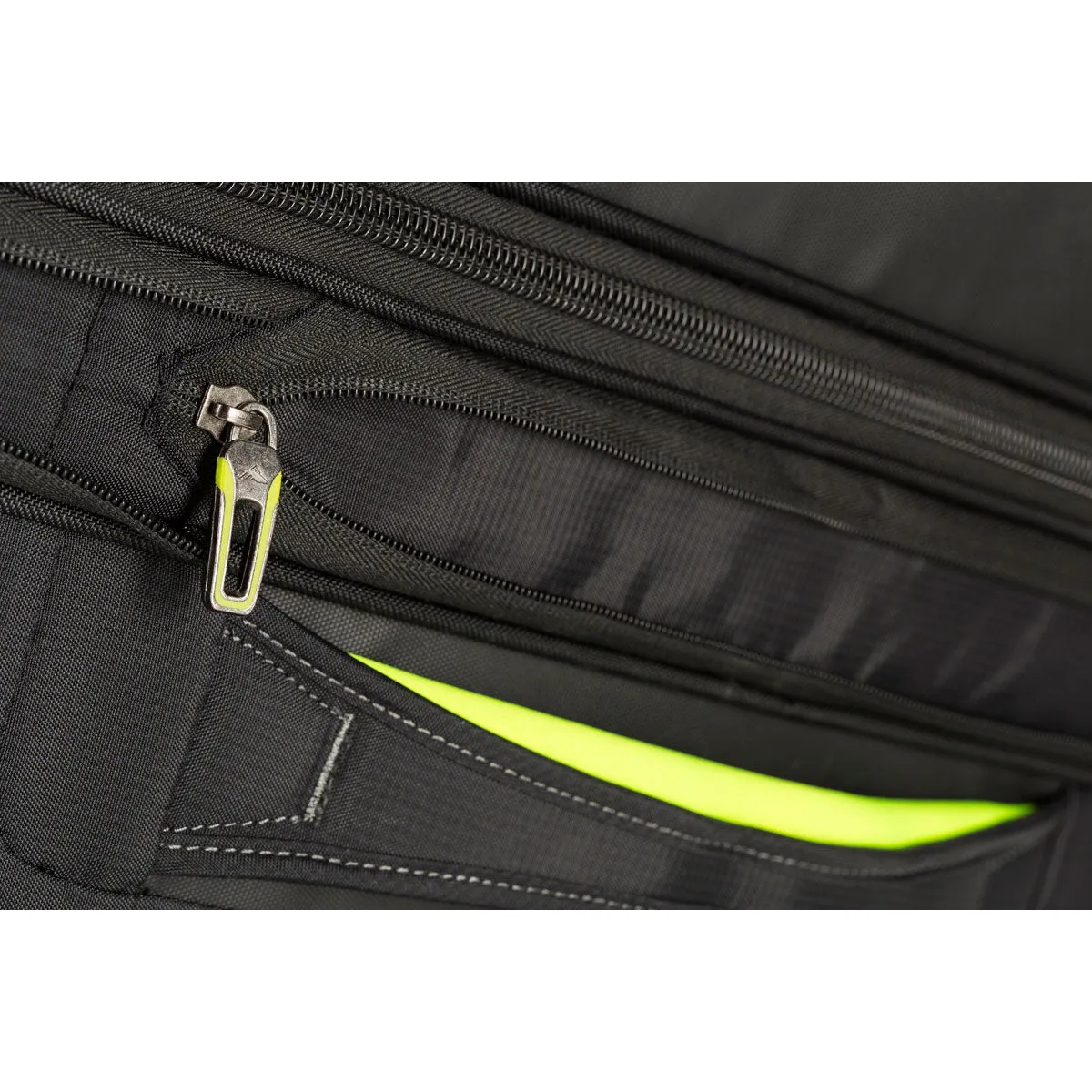 High Sierra At8 26In Wheeled Duffel Upright