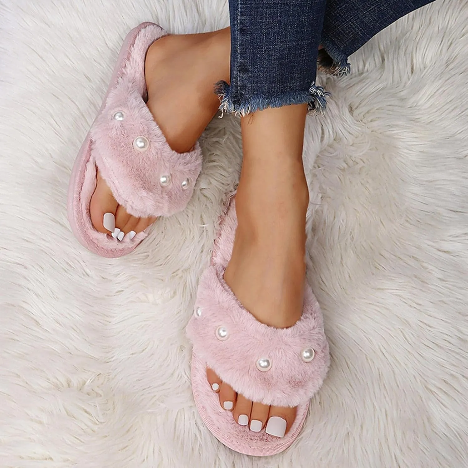 Slippers for Women , Fuzzy Slippers with Pearls Cozy Memory Foam Plush Fluffy Furry Open Toe Slide Slipper